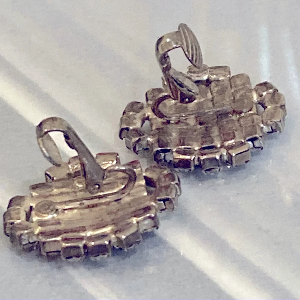 Vintage Clip-On Rhinestone Earrings - Picture 5 of 7